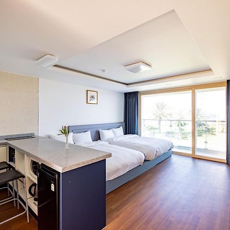 Jeju Arumdaun Resort Sihung-ni Exterior photo