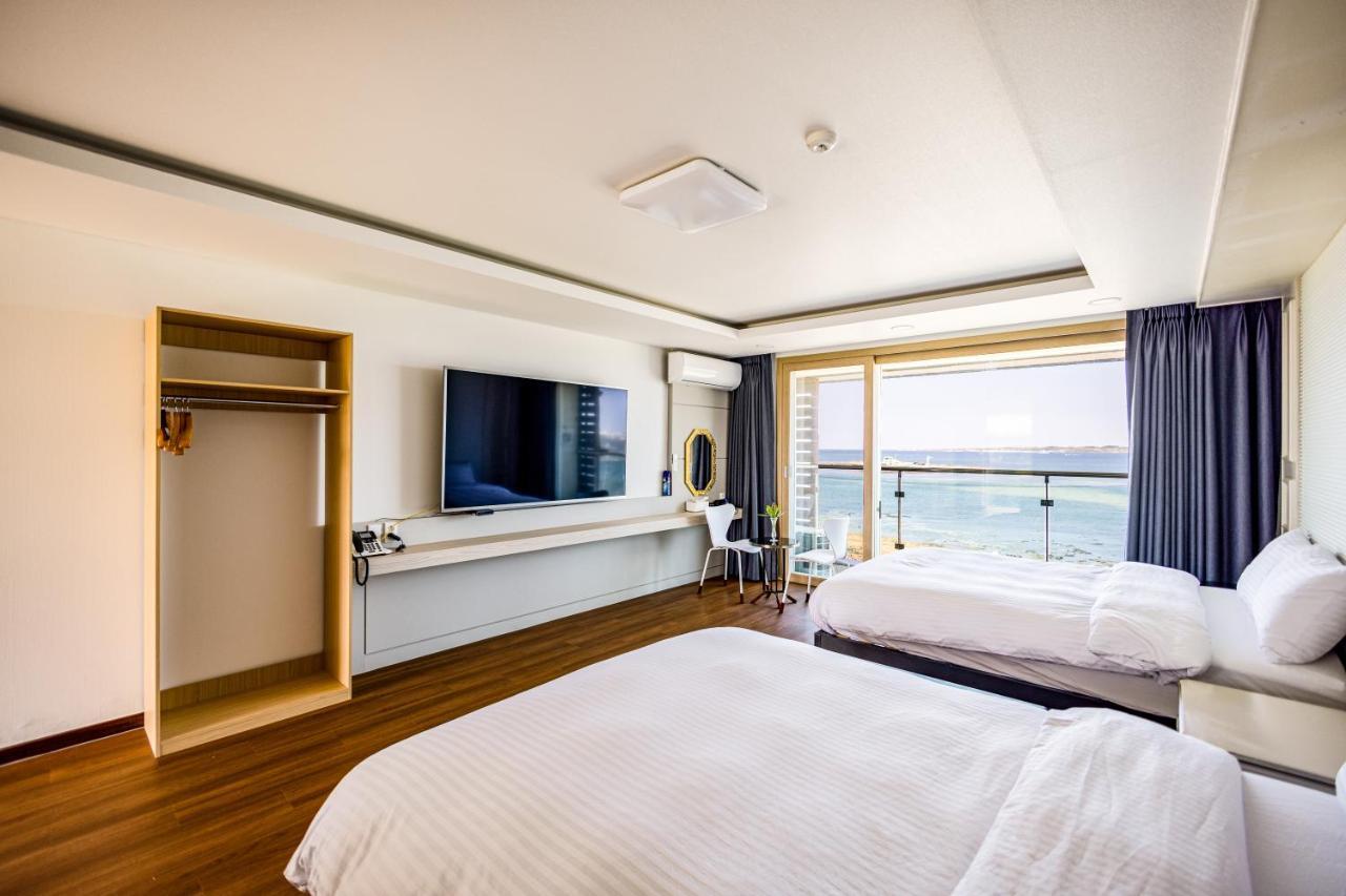 Jeju Arumdaun Resort Sihung-ni Exterior photo