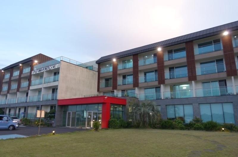 Jeju Arumdaun Resort Sihung-ni Exterior photo