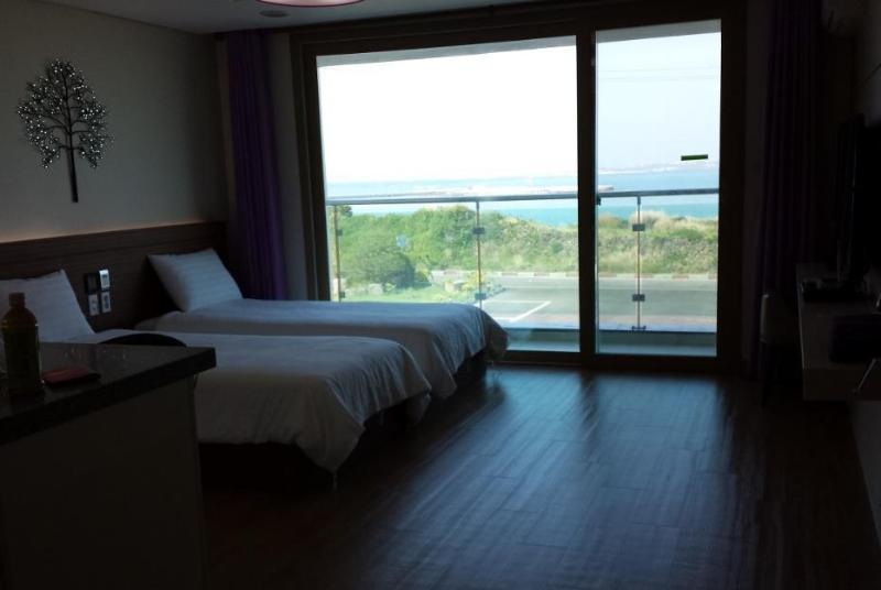 Jeju Arumdaun Resort Sihung-ni Exterior photo